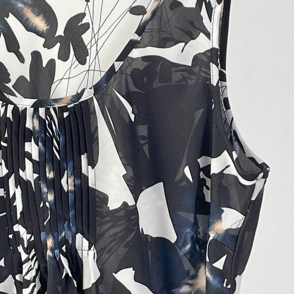 Spense Lightweight Silky Tank Top, Black/White Geometric Floral Print, Size L - Picture 7 of 11